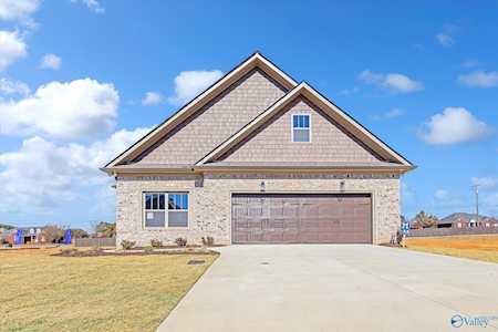 18084 Longleaf Drive Athens, AL 35611