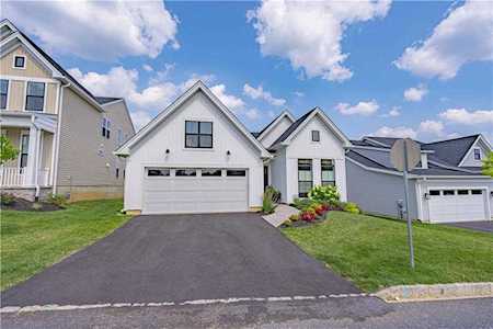 1799 Franklin Way Allentown, PA 18104