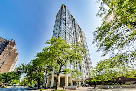 5455 N Sheridan Rd #1507 Chicago, IL 60640