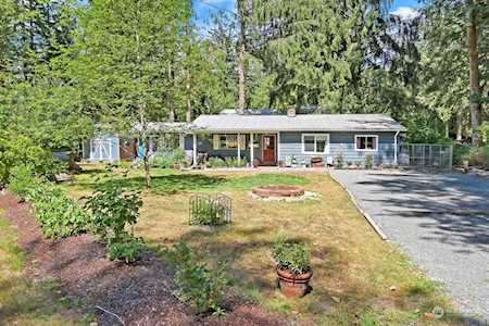 31611 Rivershore Ln Granite Falls, WA 98252