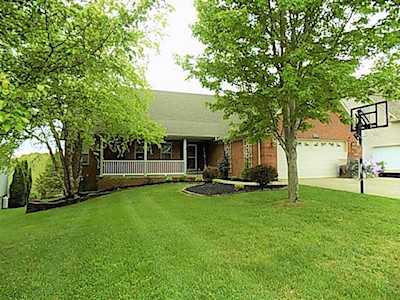 225 Lakeside Dr Georgetown, KY 40324