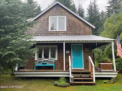 349 Shorelline Dr Seldovia, AK 99663