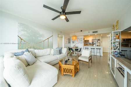 2665 SW 37th Ave #912 Miami, FL 33133