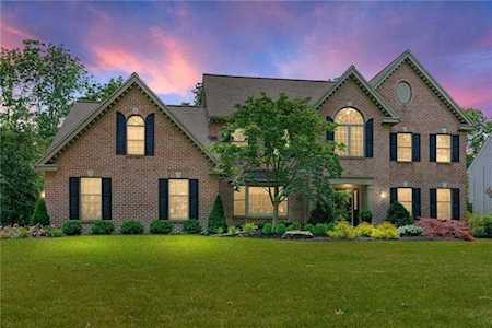 1129 Greenleaf Circle Allentown, PA 18103