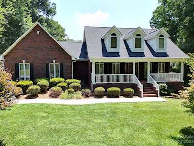 616 Red Fox Trl Statesville, NC 28677