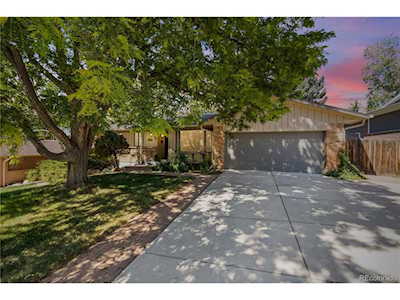 1809 S Van Gordon Ct Lakewood, CO 80228