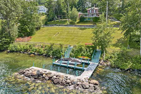 98 & 101 Belknap Point Rd Gilford, NH 03249