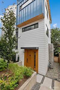 2011 NW 60th St Seattle, WA 98107