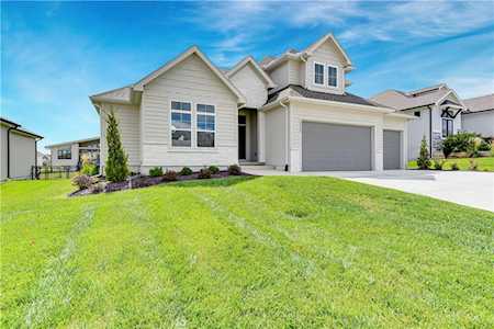 17332 Gillette St Overland Park, KS 66221