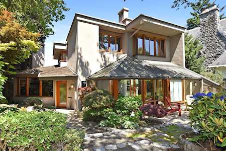 4635 Drummond Drive Vancouver, BC V6R 1E8