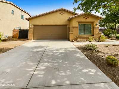 636 W Trellis Rd San Tan Valley, AZ 85140