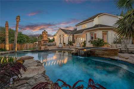 11004 Pairnoy LN Austin, TX 78739