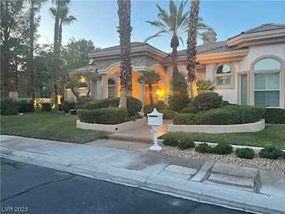 3001 Beach View Ct Las Vegas, NV 89117