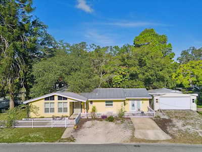 5811 Montana Ave New Port Richey, FL 34652