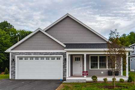 4 Mulberry Ln #39 Epping, NH 03042