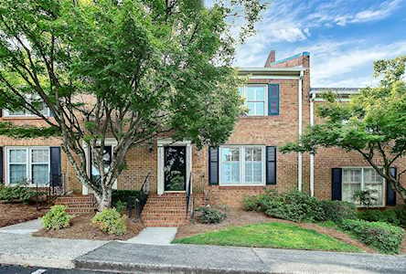 6817 Constitution Ln Charlotte, NC 28210