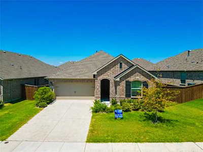 1601 Eclipse Rd Aubrey, TX 76227
