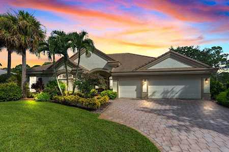8069 SE Sequoia Drive Hobe Sound, FL 33455