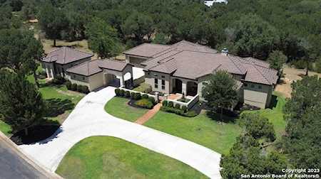 10403 Oak Forest Way New Braunfels, TX 78132