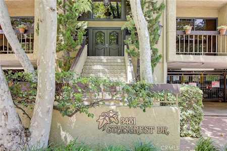 3481 Stancrest Dr #301 Glendale, CA 91208