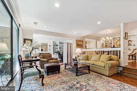4948 Sentinel Dr #7-305 Bethesda, MD 20816