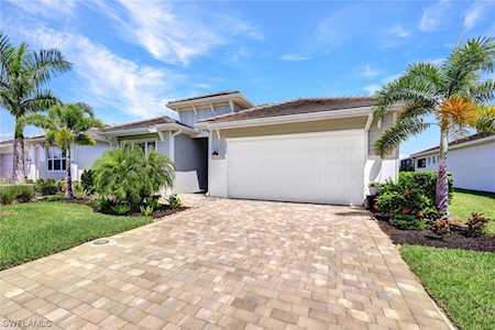 16517 Seagate Pl Bonita Springs, FL 34135