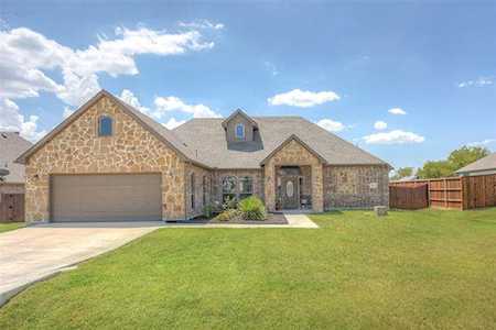 8026 Pennington Court Fort Worth, TX 76126