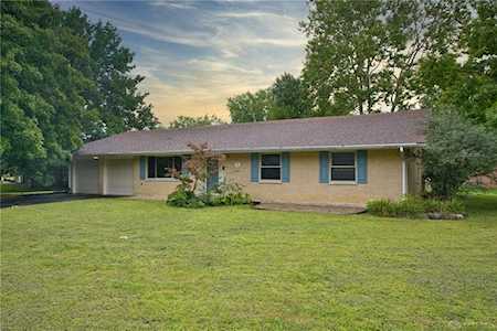 105 Lodewood Drive Dayton, OH 45458