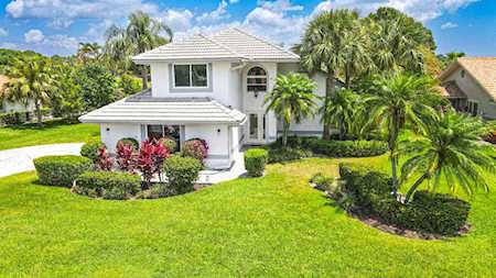 1215 SW Bent Pine Cove Port St Lucie, FL 34953