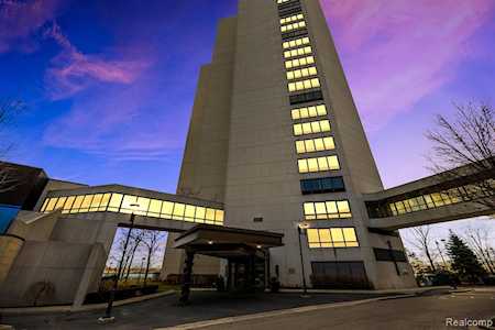 1001 W Jefferson Ave #10F Detroit, MI 48226