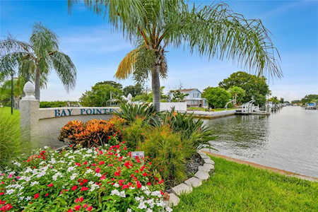 8823 Bay Pointe Dr #106 Tampa, FL 33615