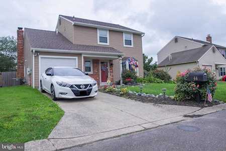 44 Robert Ct Swedesboro, NJ 08085