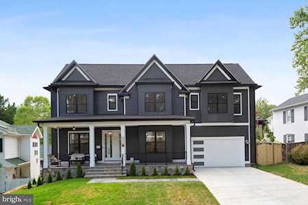 6302 Blackwood Rd Bethesda, MD 20817