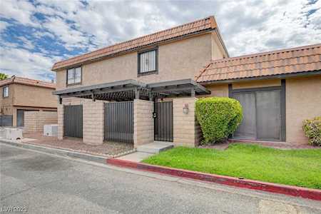 301 Misty Isle Ln #B Las Vegas, NV 89107