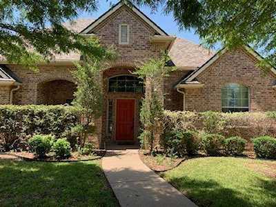 2224 Fairfax Trail Denton, TX 76205