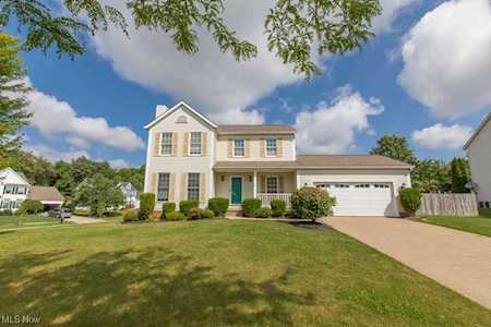 626 Oakcrest Dr Wadsworth, OH 44281