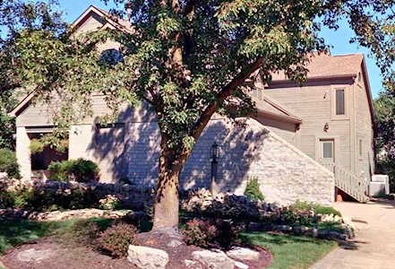 8028 Holyrood Court Dublin, OH 43017