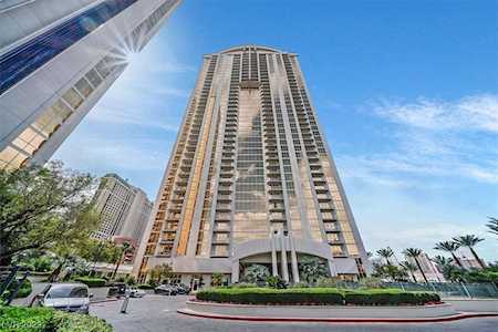 135 E Harmon Ave #802 Las Vegas, NV 89109