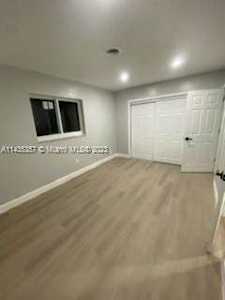 3241 N 72nd Way Hollywood, FL 33024