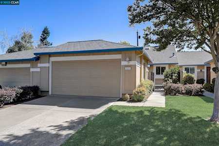 622 La Corso Dr Walnut Creek, CA 94598