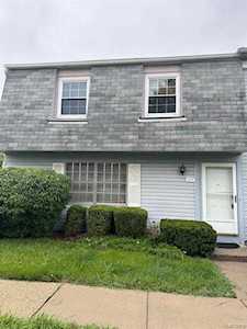 177 Neptune Dr Walled Lake, MI 48390