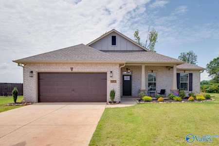 102 Midpark Drive Meridianville, AL 35759