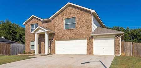705 Pelican Way Saginaw, TX 76131