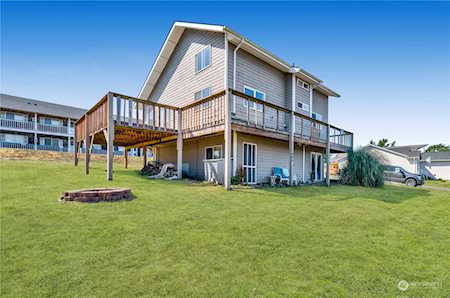 1405 N Ocean Beach Blvd N Long Beach, WA 98631