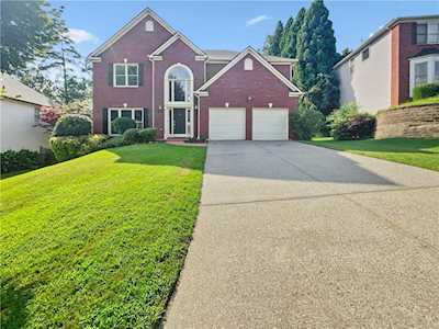 402 Sixes Drive Canton, GA 30114