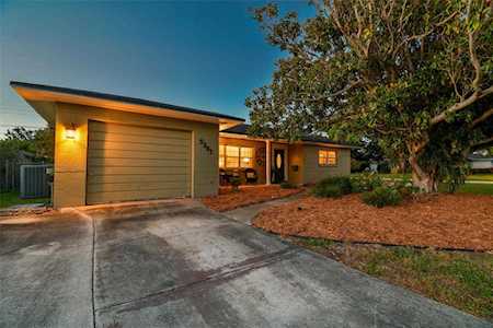 5201 34th Ave N St. Petersburg, FL 33710