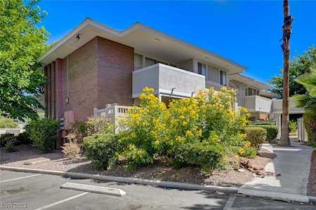 793 Oakmont Ave #203 Las Vegas, NV 89109