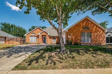 7020 Michael Drive North Richland Hills, TX 76182