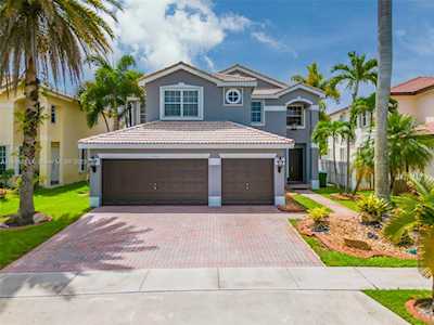 15862 SW 24th St Miramar, FL 33027