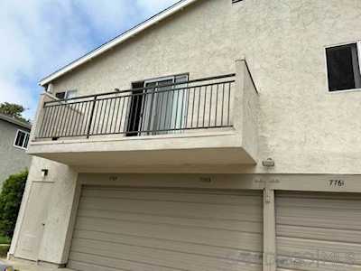 7765 Camino Glorita San Diego, CA 92122